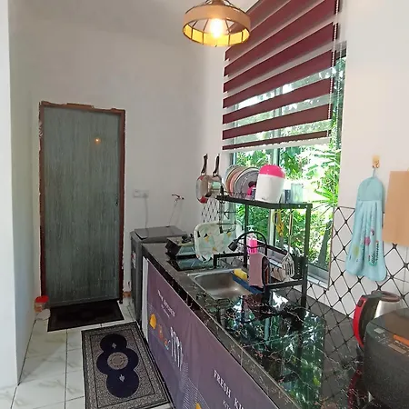 Haji Ineng Homestay- Guest House Kota Samarahan Exterior photo