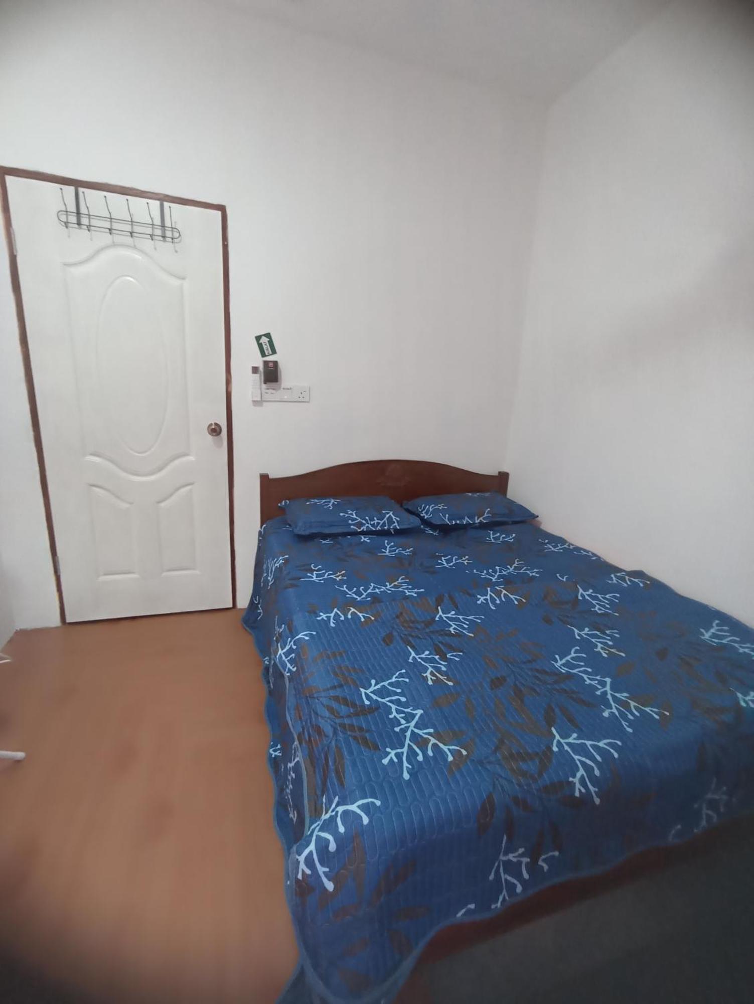 Haji Ineng Homestay-